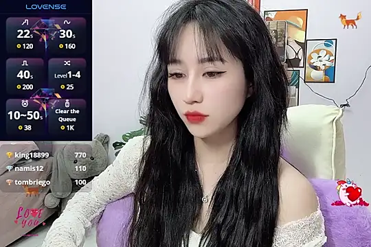  LLisa  online show from February 25, 2025, 9:02 pm