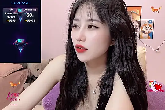  LLisa  online show from March 19, 2025, 6:01 pm