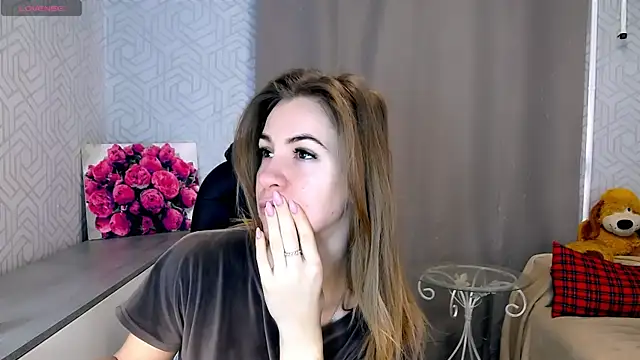 Naughty  Megan online show from March 20, 2025, 9:26 am