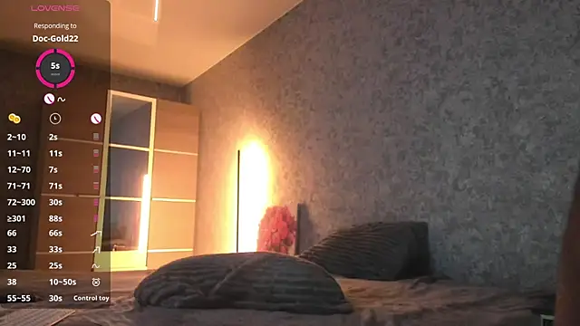 Naughty  Megan online show from November 3, 2025, 4:36 am