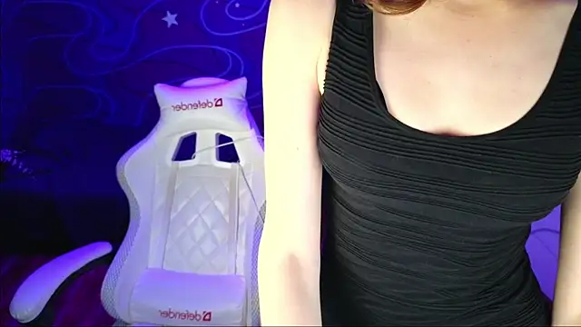 Goddessasty online show from September 10, 2025, 9:37 pm