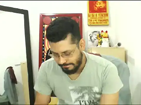 Snapshot of MikeRiverx chatting on February 15, 2025, 10:31 pm MikeRiverx online show from February 15, 2025, 10:31 pm