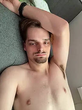 radoslavsumanofficial online show from April 3, 2026, 8:12 am