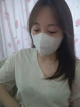 Kajisu 26 online show from April 12, 2026, 12:15 am