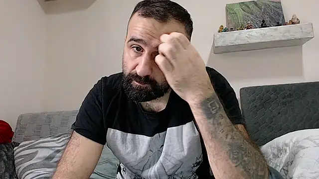 Snapshot of ivat80 chatting on December 16, 2024, 7:15 am ivat80 online show from December 16, 2024, 7:15 am