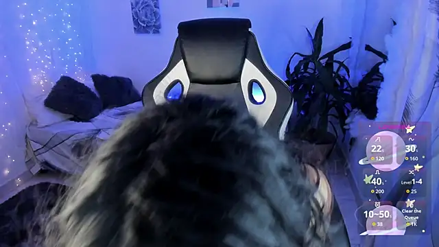 Riana Kean online show from September 15, 2025, 2:11 am