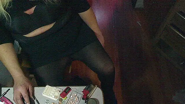 jessicalove99 online show from December 2, 2024, 7:47 am