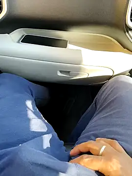 Snapshot of Cum_on_your_tityyy chatting on January 25, 2025, 9:47 am Cum on your tityyy online show from January 25, 2025, 9:47 am