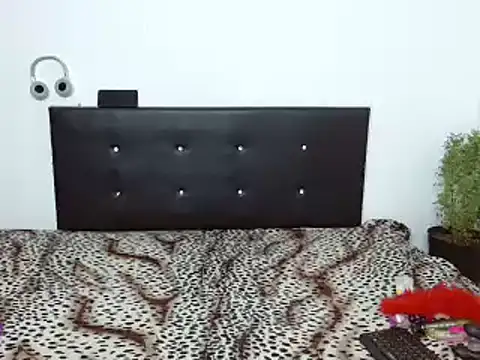 Shanttal0272 online show from February 18, 2025, 10:05 am