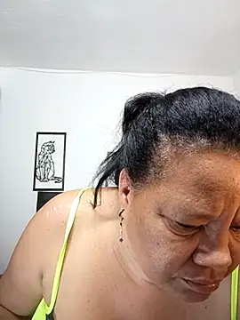 Shanttal0272 online show from September 14, 2025, 12:26 pm