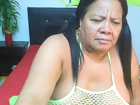 Shanttal0272 online show from June 3, 2026, 2:33 pm