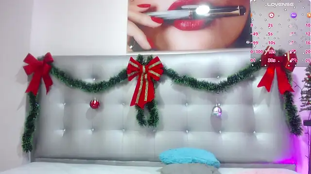 Snapshot of horny-juliette chatting on December 27, 2024, 3:53 am horny-juliette online show from December 27, 2024, 3:53 am