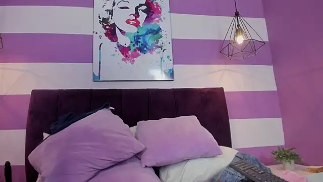 Alli cooper online show from December 4, 2024, 3:32 pm