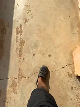 Black-mamba-madingo online show from December 14, 2025, 3:39 pm