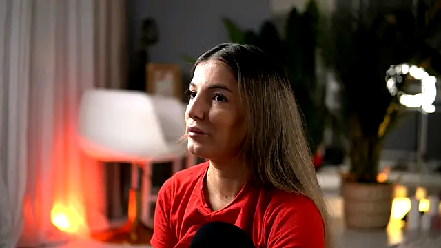 Snapshot of KellyMathews chatting on November 26, 2025, 3:07 am KellyMathews online show from November 26, 2025, 3:07 am