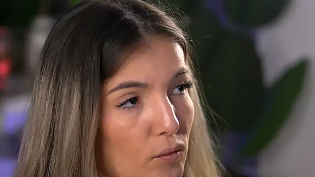 Snapshot of KellyMathews chatting on January 15, 2026, 2:49 am KellyMathews online show from January 15, 2026, 2:49 am