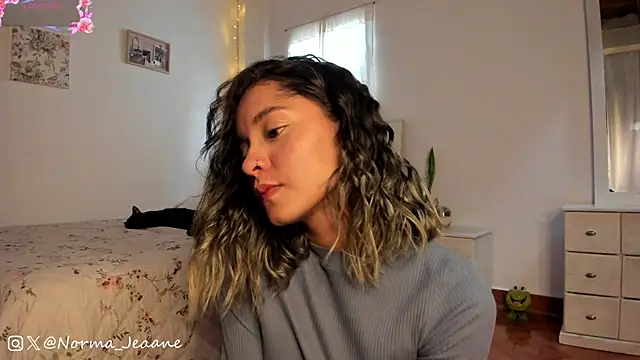 Snapshot of Norma-Jeaane chatting on January 17, 2025, 7:49 pm Norma-Jeaane online show from January 17, 2025, 7:49 pm