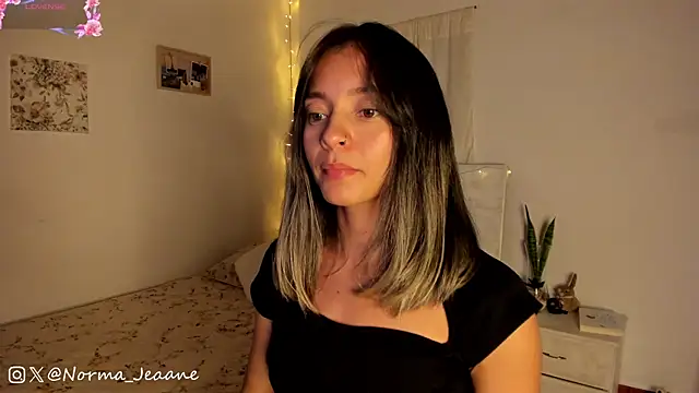 Snapshot of Norma-Jeaane chatting on February 17, 2025, 9:41 pm Norma-Jeaane online show from February 17, 2025, 9:41 pm