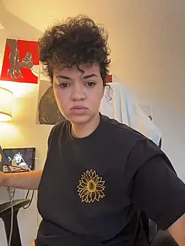 rafamarianoofc online show from November 1, 2025, 1:24 pm