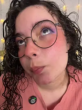 Antoniart  online show from October 28, 2025, 1:53 am