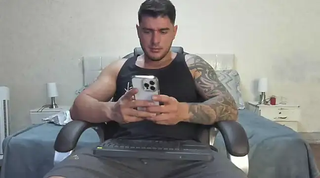 Teilor Creed online show from March 4, 2025, 7:32 pm