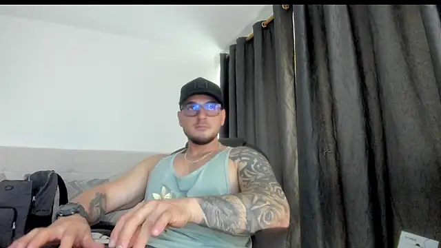 Teilor Creed online show from November 19, 2025, 7:14 pm