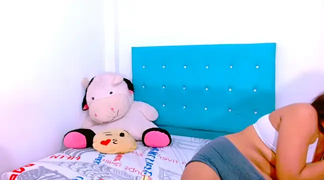 ladypussy69 online show from December 4, 2024, 3:04 am