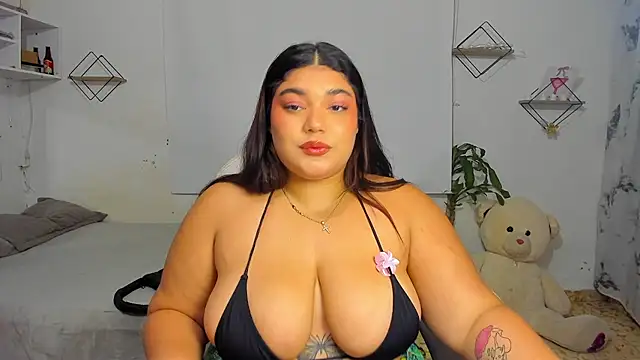 Snapshot of missjoyxx chatting on December 6, 2024, 2:35 am missjoyxx online show from December 6, 2024, 2:35 am