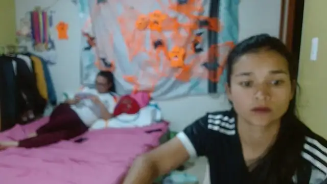 clayre and jill online show from November 2, 2025, 2:47 am