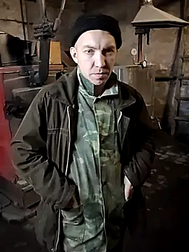 MityaXLoves online show from December 14, 2025, 6:01 pm