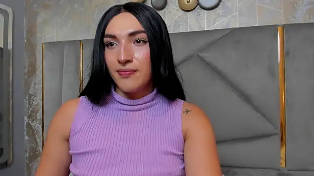 Snapshot of TomLondon_ chatting on January 24, 2025, 6:35 pm TomLondon  online show from January 24, 2025, 6:35 pm