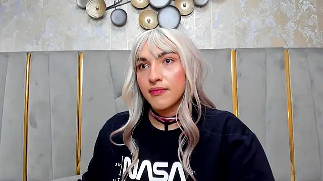 Snapshot of TomLondon_ chatting on January 29, 2025, 6:07 pm TomLondon  online show from January 29, 2025, 6:07 pm