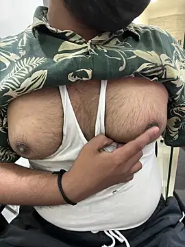 dick69lil online show from May 16, 2026, 7:27 am