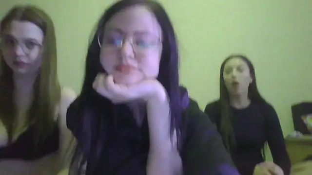 Snapshot of German_Eva chatting on March 3, 2025, 10:06 am German Eva online show from March 3, 2025, 10:06 am