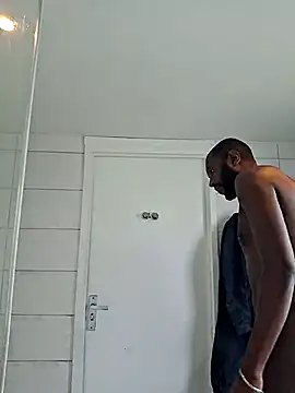 Snapshot of roohblak chatting on October 5, 2025, 11:08 am roohblak online show from October 5, 2025, 11:08 am