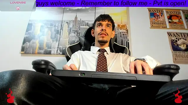 Snapshot of BRAYHAMBROWN chatting on June 12, 2026, 5:17 am BRAYHAMBROWN online show from June 12, 2026, 5:17 am