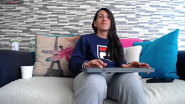 VioletaGomezCo online show from June 10, 2026, 2:49 pm