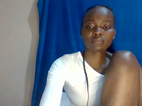 sweet love00 online show from March 2, 2026, 5:19 am