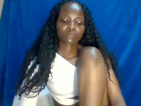 sweet love00 online show from June 10, 2026, 2:23 am