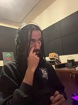 hotcamboy420 online show from December 19, 2025, 4:08 am