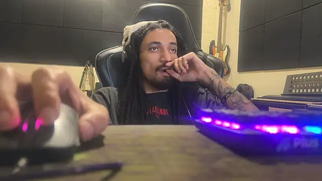 hotcamboy420 online show from March 15, 2026, 12:16 am