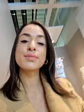 LydiaMaus96 online show from November 3, 2025, 1:12 pm