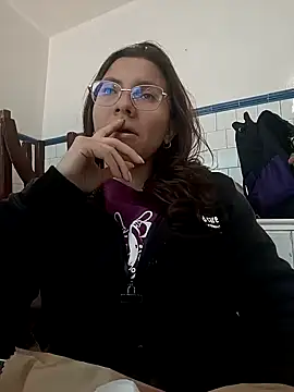 karlamorris  online show from January 31, 2025, 1:23 pm