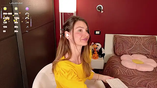 sexy blondegirl online show from March 30, 2026, 2:18 pm