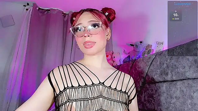 Snapshot of Valentina_Alba chatting on December 13, 2025, 10:48 pm Valentina Alba online show from December 13, 2025, 10:48 pm