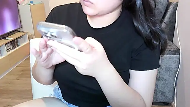 iamMalixxx online show from March 31, 2026, 11:32 am