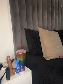 Noha-Sexy online show from November 6, 2025, 1:23 pm