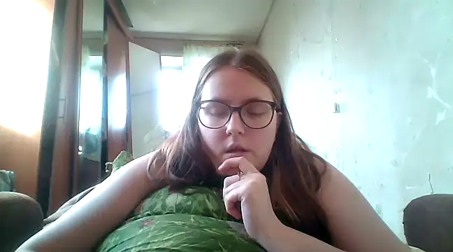 DesireMelissa online show from February 21, 2025, 11:55 am