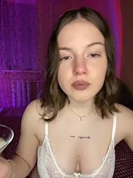 Snapshot of MizantropLos chatting on November 13, 2025, 10:30 pm MizantropLos online show from November 13, 2025, 10:30 pm