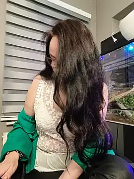 CamilleDesire online show from November 23, 2025, 5:02 pm